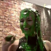 RevSlymsford: Messy Jessie and Cherry Try Extreme Head Dunking and More
