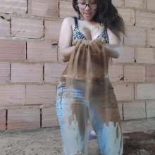Wam Bagheera Studio: Messy Mud Belly Fun