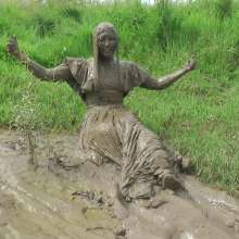 DungeonMasterOne: Midsummer Maude's Formal Blue Mudbath!