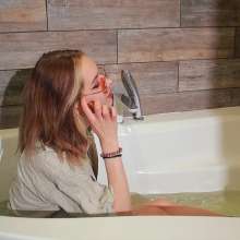 Wet Live Team: Mila Loves to Get Wet in the Bath before Reading Books