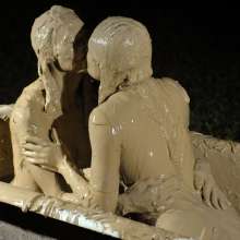 dlodoski: Kendra and Mina in the Mud Tub--Photos