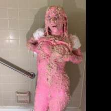RevSlymsford: Naked Pink Kaydens Has Fun With Oatmeal