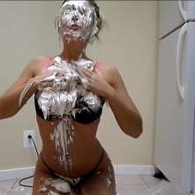 Slimed Models: Neesy Pied