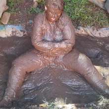 Darkabyss445: Reluctant Dare Accepted: Muddy Jeans Feel Good