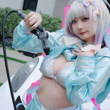 RSSRuinStreetStyle: Sexy Cosplay Girl Plays Clean Slime and Gets Soak By Washing Her Porsche