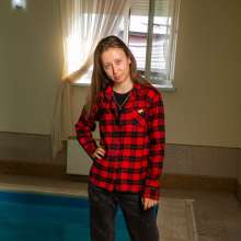 wet.look.me: Wetlook girl in jeans swims in the pool clothed | Wetlook.biz