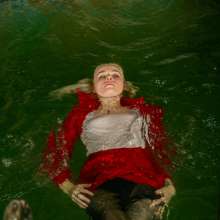 wet.look.me: Wetlook girl in tights swimming in pool | Wetlook.biz