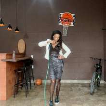 wet.look.me: Wetlook girl gets wet in tights and blouse | Wetlook.biz