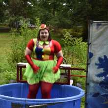 JD and Messy Andi: Spreading some positivity with a dunked clown :)