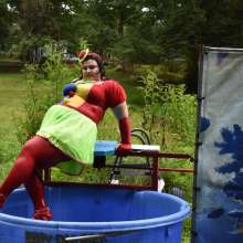 JD and Messy Andi: Spreading some positivity with a dunked clown :)