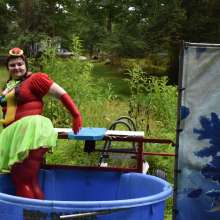 JD and Messy Andi: Spreading some positivity with a dunked clown :)