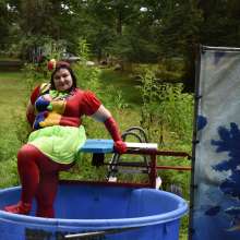 JD and Messy Andi: Spreading some positivity with a dunked clown :)