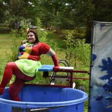 JD and Messy Andi: Spreading some positivity with a dunked clown :)
