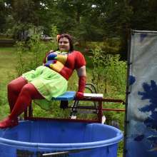 JD and Messy Andi: Spreading some positivity with a dunked clown :)