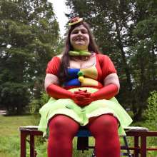 JD and Messy Andi: Spreading some positivity with a dunked clown :)