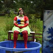 JD and Messy Andi: Spreading some positivity with a dunked clown :)