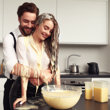 schneider: Custard Couple fun