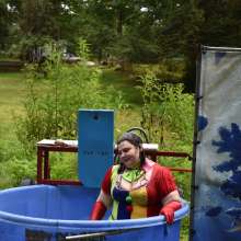 JD and Messy Andi: Spreading some positivity with a dunked clown :)