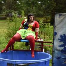 JD and Messy Andi: Spreading some positivity with a dunked clown :)