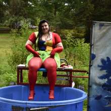 JD and Messy Andi: Spreading some positivity with a dunked clown :)