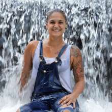 buenosdiaspix: Wet jeans in the river