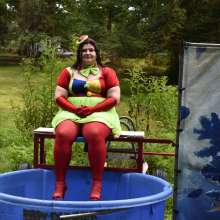 JD and Messy Andi: Spreading some positivity with a dunked clown :)