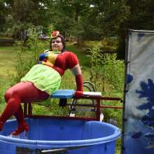 JD and Messy Andi: Spreading some positivity with a dunked clown :)