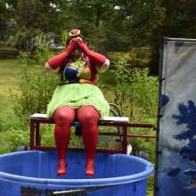 JD and Messy Andi: Spreading some positivity with a dunked clown :)