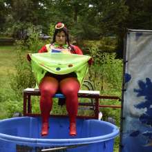 JD and Messy Andi: Spreading some positivity with a dunked clown :)