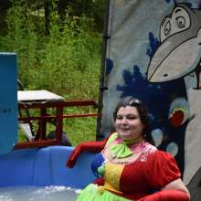 JD and Messy Andi: Spreading some positivity with a dunked clown :)