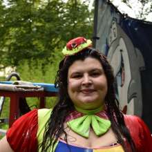 JD and Messy Andi: Spreading some positivity with a dunked clown :)