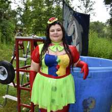 JD and Messy Andi: Spreading some positivity with a dunked clown :)