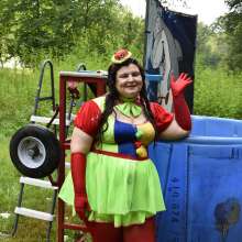 JD and Messy Andi: Spreading some positivity with a dunked clown :)