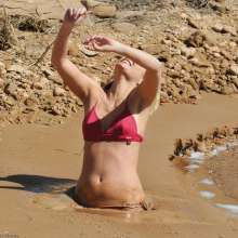 dlodoski: Deep Fun with Kym and Victoria, Ultimate Edit--Photos