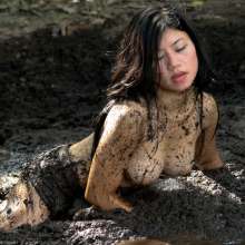 dlodoski: Shane D does Glamour in the Peat Bog, Ultimate Edit--Photos