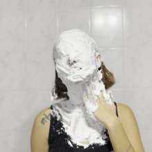 Top Messy Girls: Red Lipstick and Pies