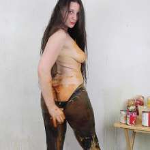 Jeremy Custard: Tights Filling with Ivy Rain