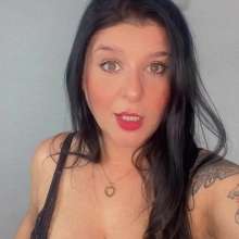 Wam Bagheera Studio: Bagheera and Layla in Belly Buttons and Lots of Foam Pies