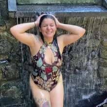 Wam Bagheera Studio: Cold or Hot Water?  In the River with My Favorite Swimsuit