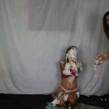 Wam Bagheera Studio: Bagheera Vs. Model, Chocolate, Honey Slime Pies Old Video