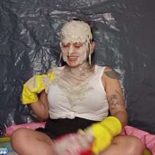 Hikari-Studio-Wam: Dirtying My Sneakers with Slime