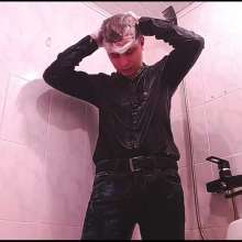 WETColours: Gordy in the Shower in the Tub with Black Shirt and Jeans