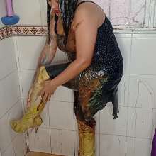 Hikari-Studio-Wam: In the Shower Washing off the Mess(Hikari)
