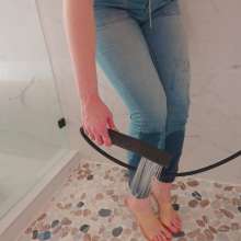 WetlookFashion: Jeans Shower with Ariel