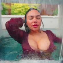 WetlookFashion: Maria Is Sparkly When Wet