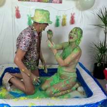 custardcouple: Messy Easter Slime