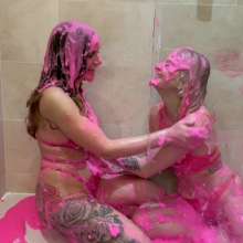TheGungeZone: Messy Pink Princesses