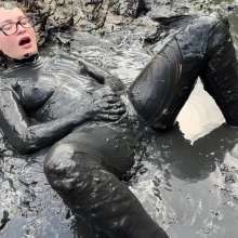 Messy Temptress: Rubbing My Clit in the Swamp like a Horny Mud Nymph