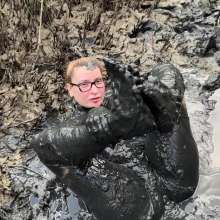 Messy Temptress: Rubbing My Clit in the Swamp like a Horny Mud Nymph