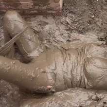 custardcouple: Mud Fetish 2